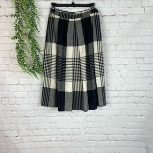 MS. Jennifer Petite Plaid Wool Dress S